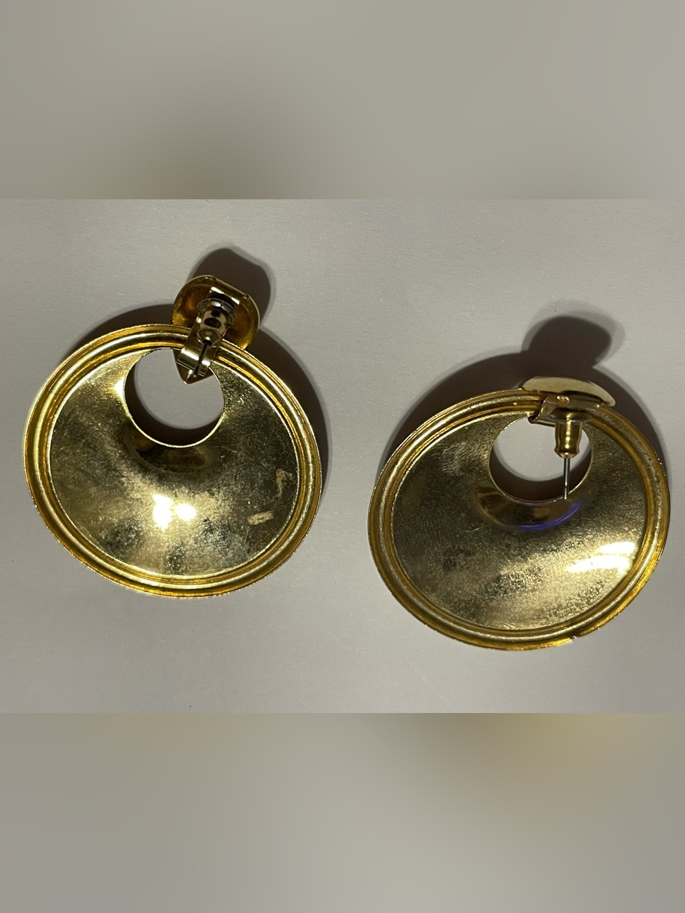 Vintage Enamel Gold Tone Pierced Earrings #9203 - Picture 3 of 6